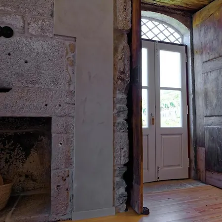 Quinta Da Casa Amarela- Casas Da Quinta - Turismo Em Espaco Rural 팜스테이 *