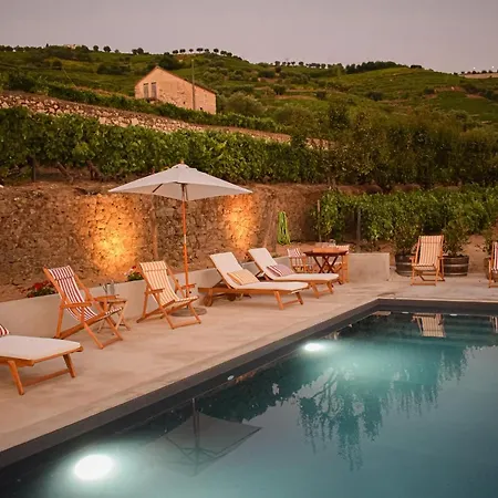 Feriegård Quinta Da Casa Amarela- Casas Da Quinta - Turismo Em Espaco Rural