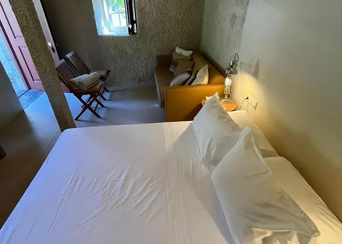 Quinta Da Casa Amarela- Casas Da Quinta - Turismo Em Espaco Rural Lantgård